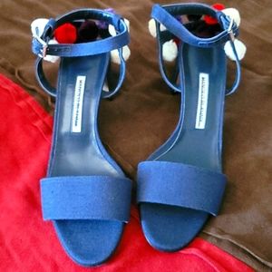 NWT Manolo Blahnic PomPom Linen Block Heel Sandals